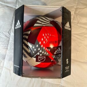 ADIDAS BALLONS, Size 5, New